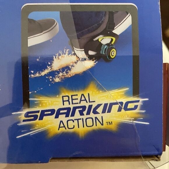 Razor-Jetts/Heel Wheels. Real sparking action. Only worn as a try on in house. - Picture 3 of 9